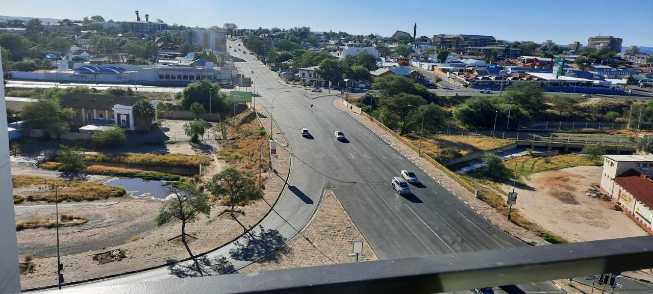 Kingelph Home-Stay Windhoek Exterior photo